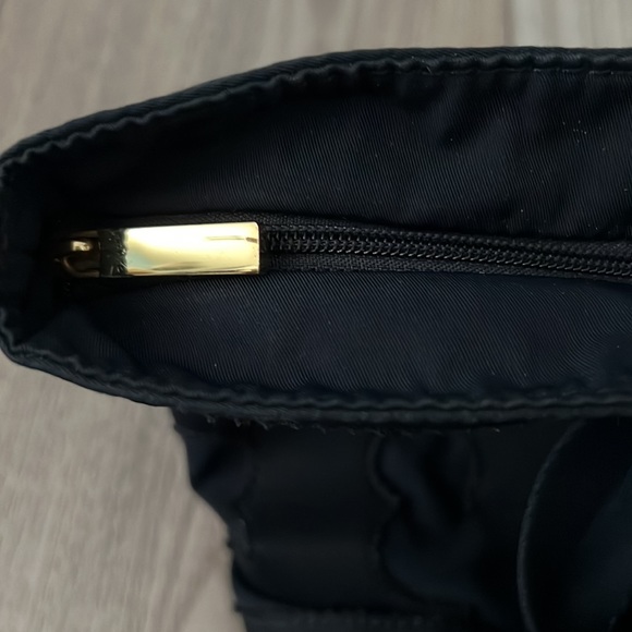 Tory Burch Carryall Tote - Picture 5 of 5